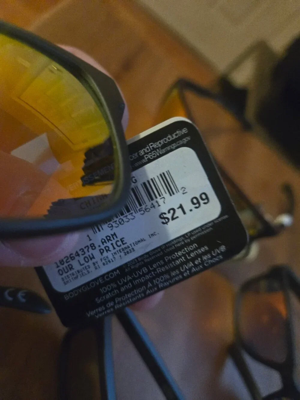 Body Glove Sunglasses Mirrored UVA-UVB - Picture 3 of 8